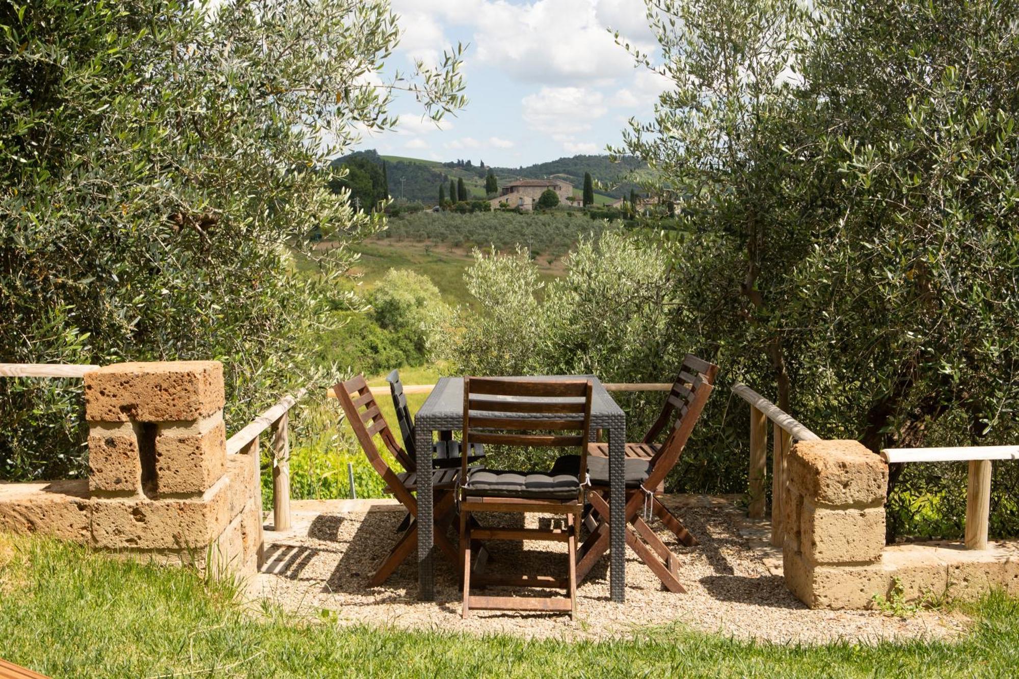 Vittoria Chianti Vacations Daire Poggibonsi Dış mekan fotoğraf